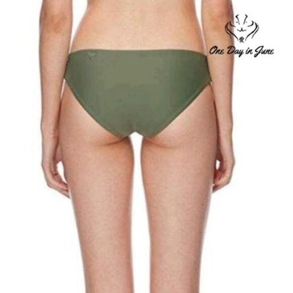 Body Glove Smoothies Ruby Bikini Bottom Swimsuit Size S - Picture 2 of 4